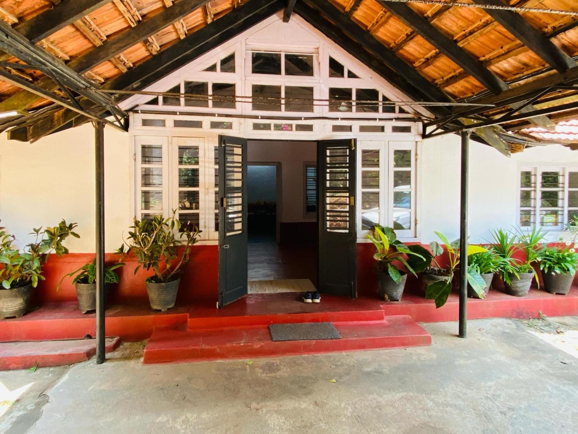 Coorg Daffodil Guesthouse Madikeri Bagian luar foto